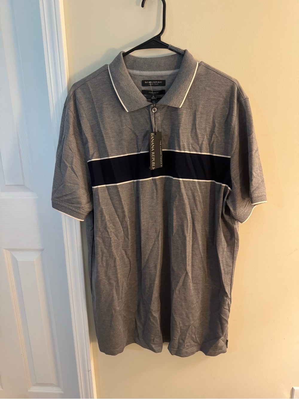 Banana Republic Men's Gray Polo Shirt with Navy Stripe